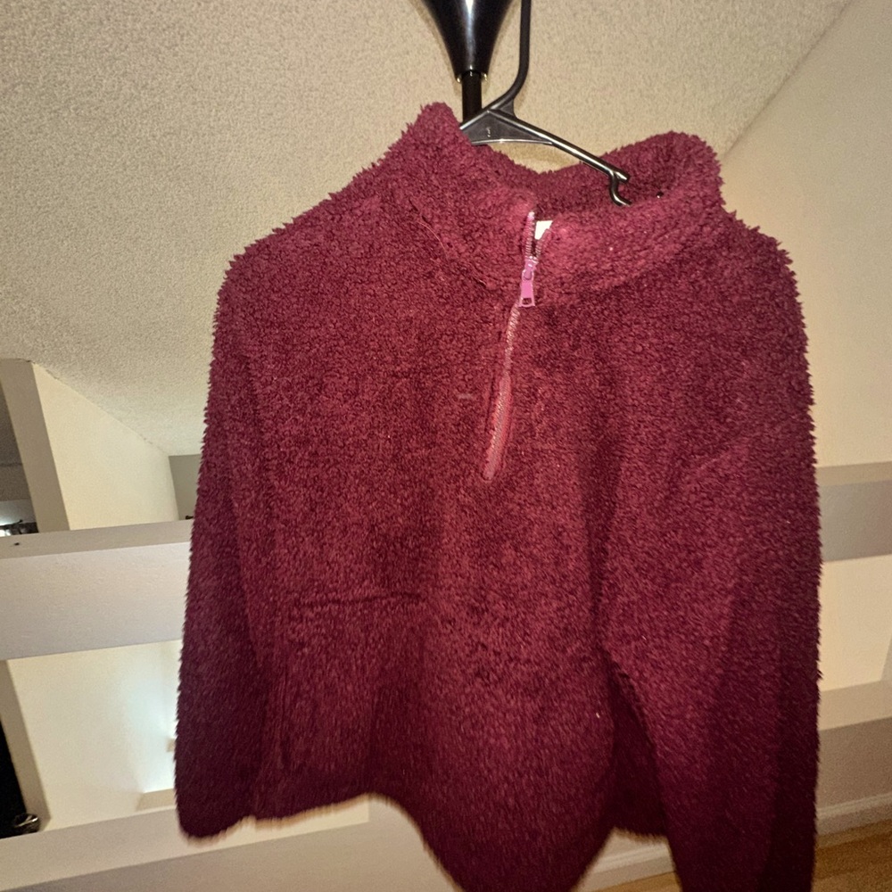 Burgundy sherpa pullover